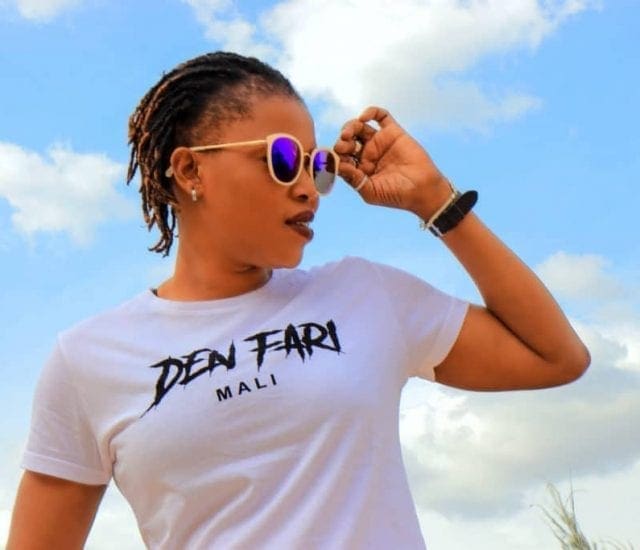 Ami Yerewolo IYAMBA clip