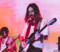 Tame Impala, juin 2014 (crédit : Abby Gillardi)