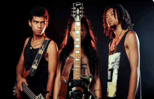 LOH ARANO - (c) Thierry Andriamiarintsoa