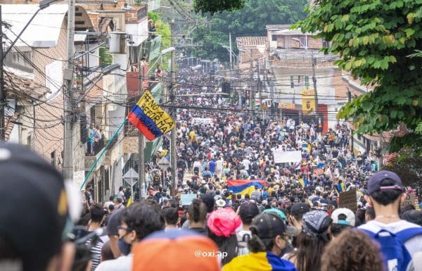 Manifestation durant la grève nationale colombienne de mai 2021, Medellín
