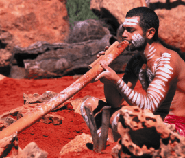 Didgeridoo+player