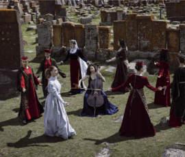 Astrig Siranossian - 2022 © Agoudjian